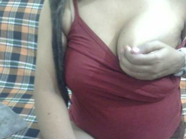 Citypie0311 live cam on BongaCams
