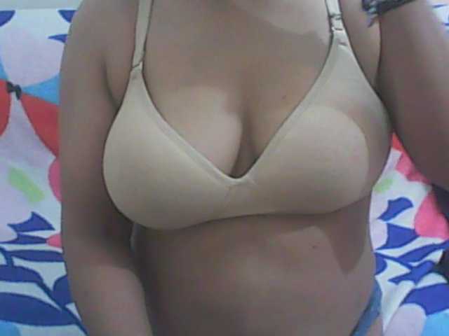 Citypie0311, en directo ahora en BongaCams