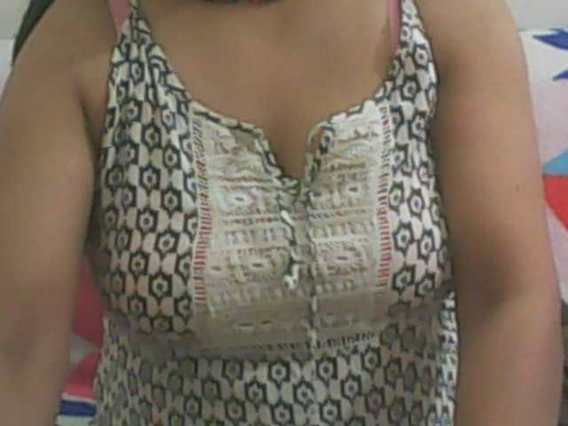Citypie0311, live now on BongaCams