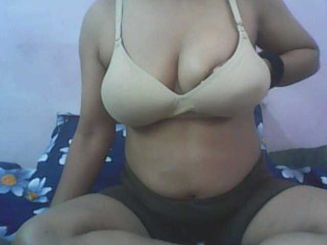 Citypie0311 live cam on BongaCams