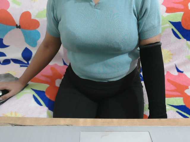 Citypie0311 live cam on BongaCams