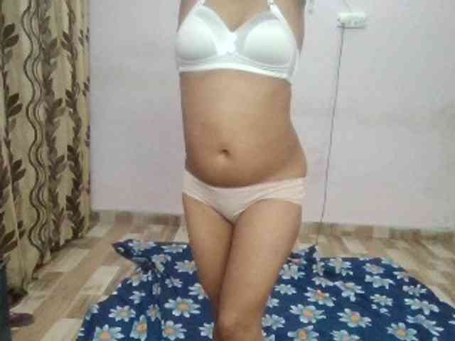 Anjali_dogra webcam