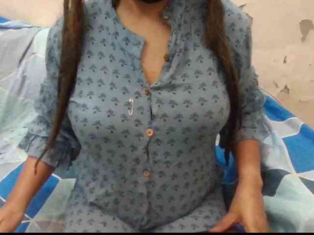 Anjali_dogra webcam