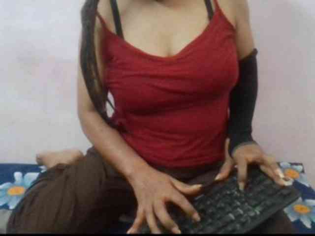 Anjali_dogra webcam