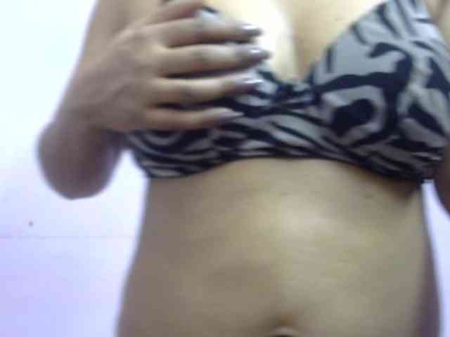 Anjali_dogra webcam