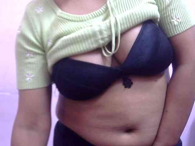 Anjali_dogra webcam