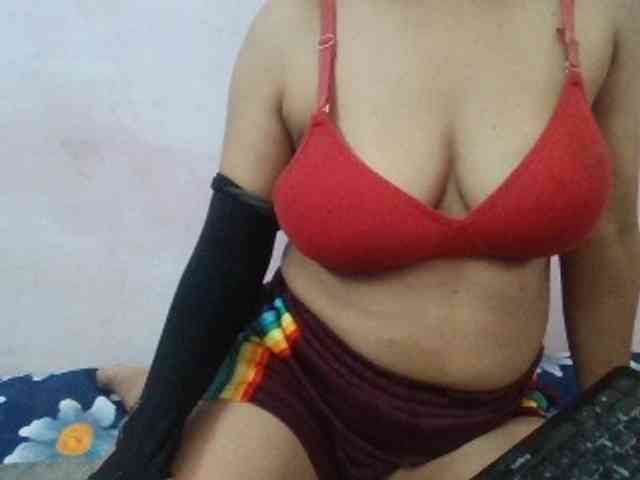Anjali_dogra webcam