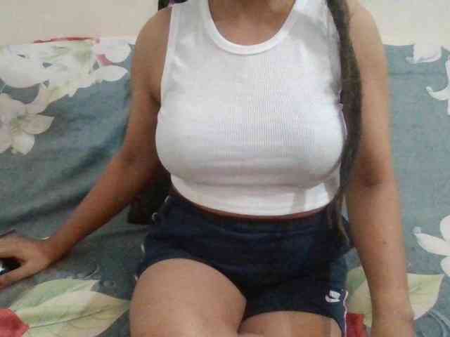 Anjali_dogra webcam