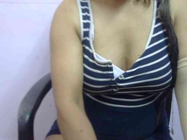 Anjali_dogra webcam