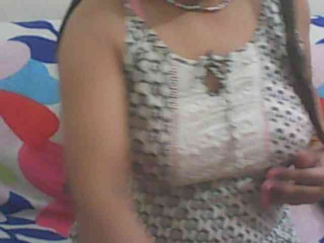 Anjali_dogra webcam