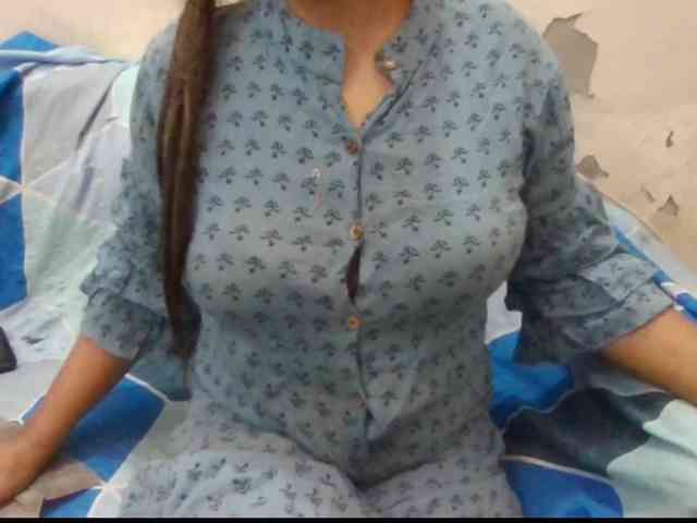 Anjali_dogra webcam