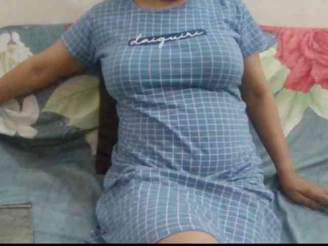 Anjali_dogra webcam