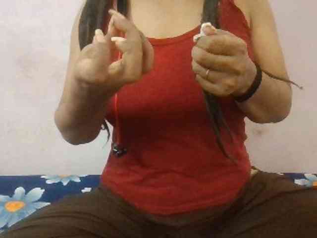 Anjali_dogra webcam