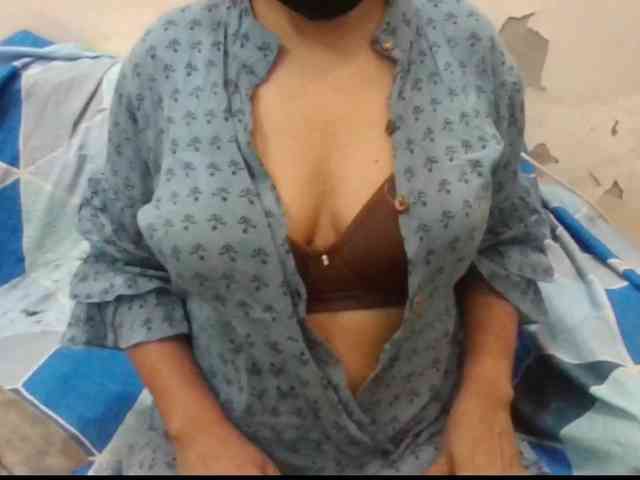 Anjali_dogra webcam