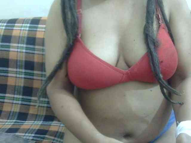 Anjali_dogra webcam
