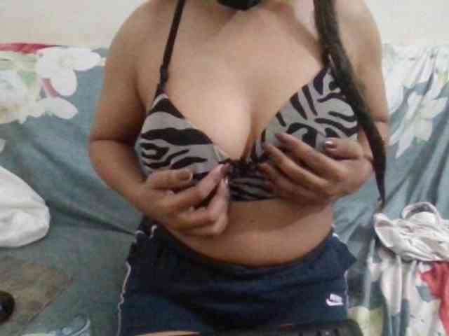 Anjali_dogra webcam