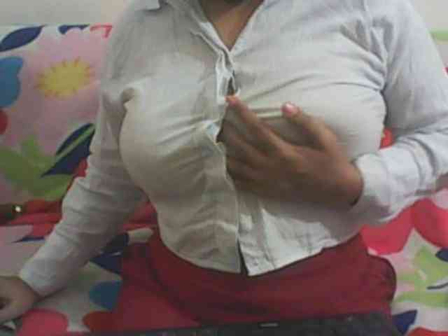 Anjali_dogra webcam