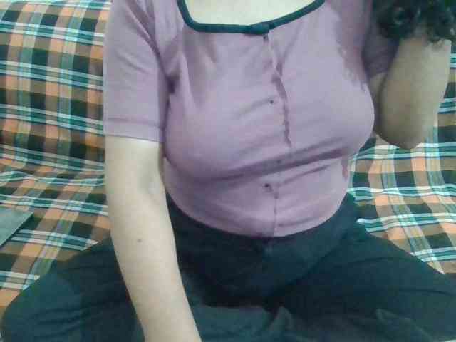 Anjali_dogra webcam