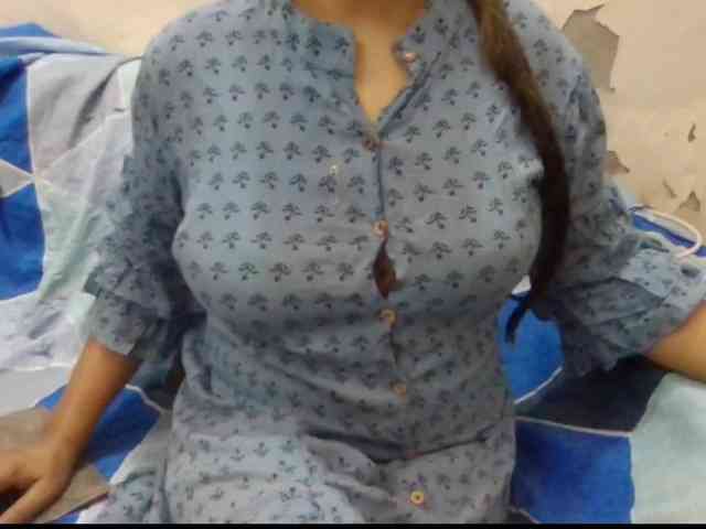 Anjali_dogra webcam
