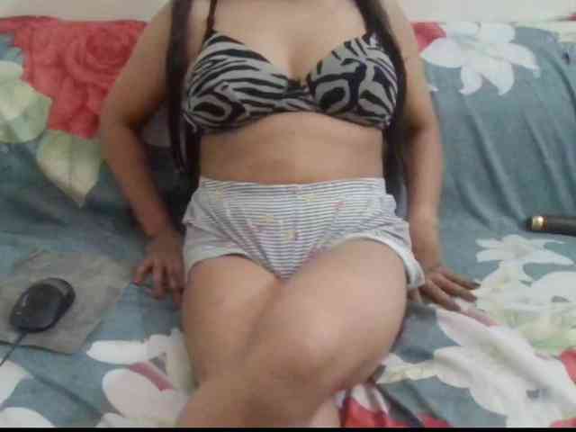 Anjali_dogra webcam