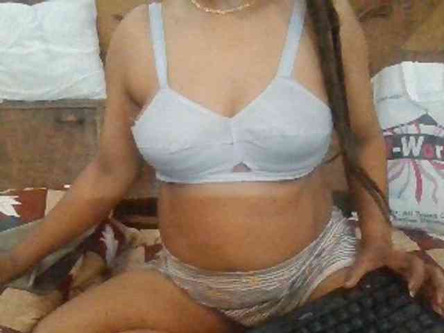 Anjali_dogra webcam