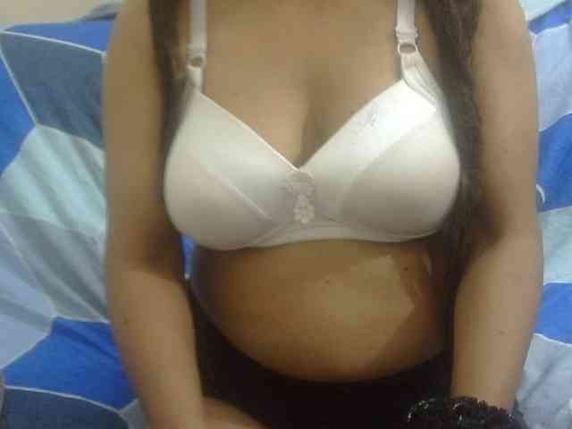 Anjali_dogra webcam