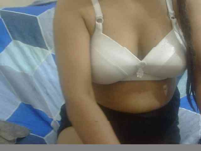 Anjali_dogra webcam