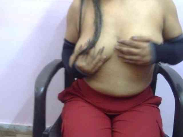 Anjali_dogra webcam