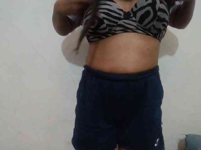 Anjali_dogra webcam