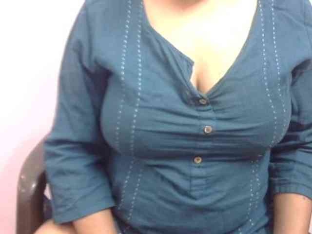 Anjali_dogra webcam