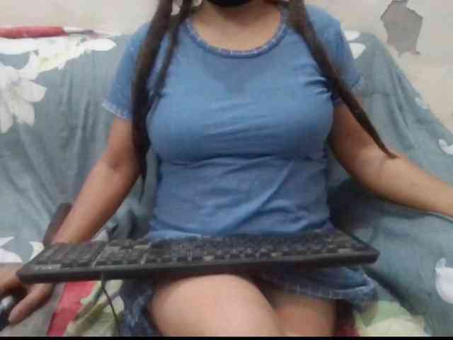 Anjali_dogra webcam