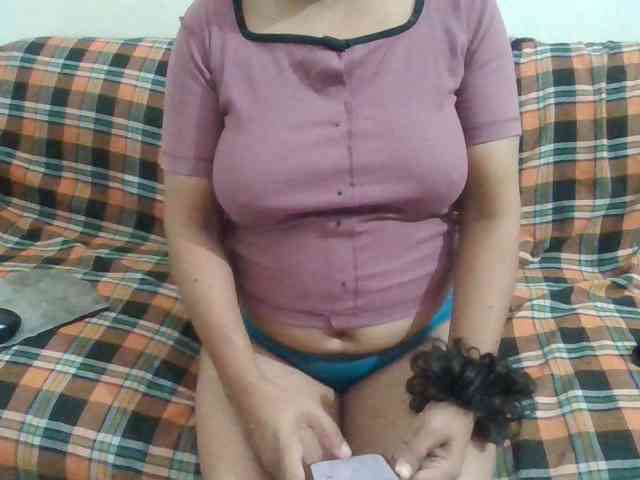 Anjali_dogra webcam
