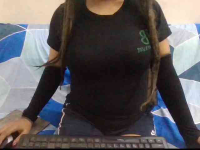 Anjali_dogra webcam