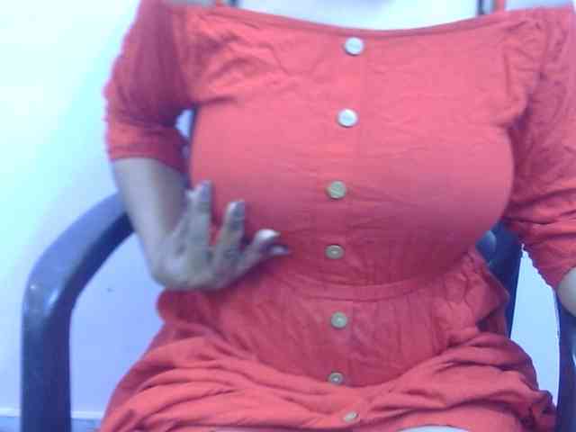 Anjali_dogra webcam