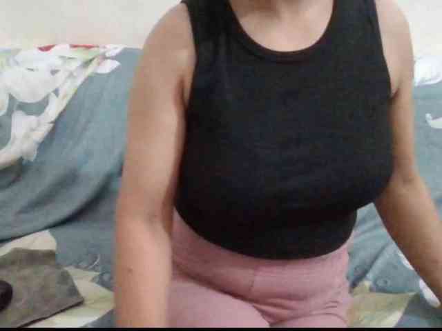 Anjali_dogra webcam
