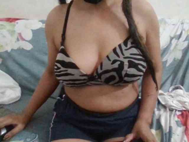 Anjali_dogra webcam