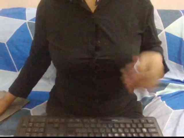 Anjali_dogra webcam