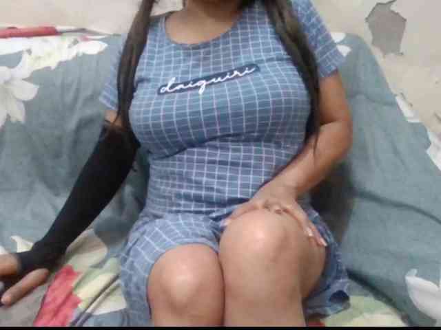 Anjali_dogra webcam
