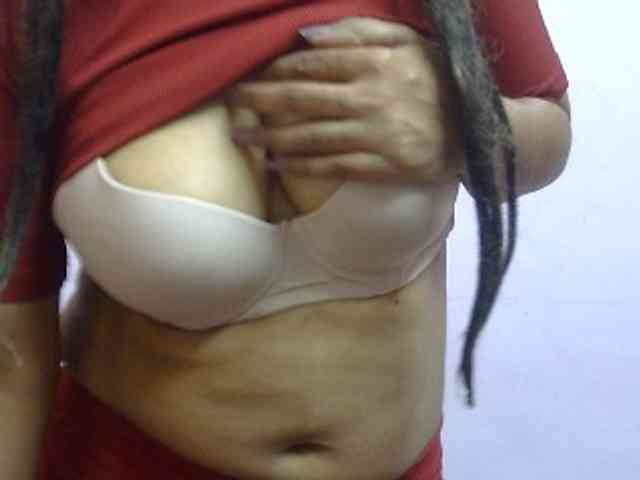 Anjali_dogra webcam