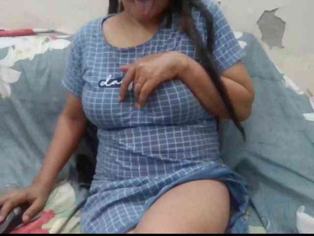 Anjali_dogra webcam