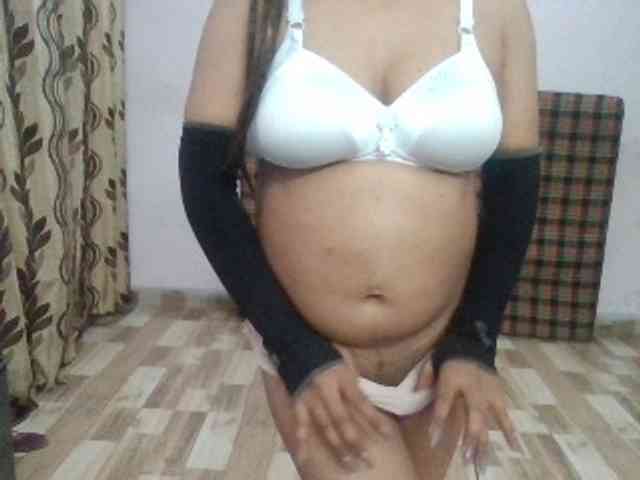 Anjali_dogra webcam