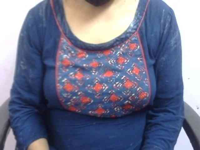 Anjali_dogra webcam