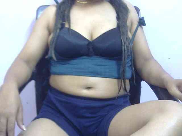 Anjali_dogra webcam