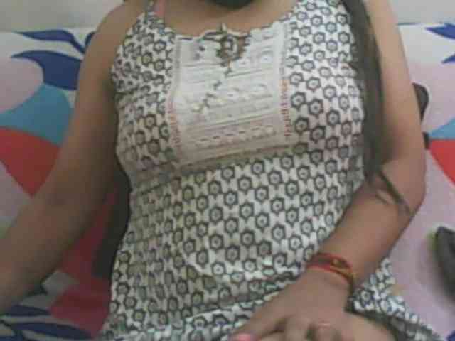 Anjali_dogra webcam
