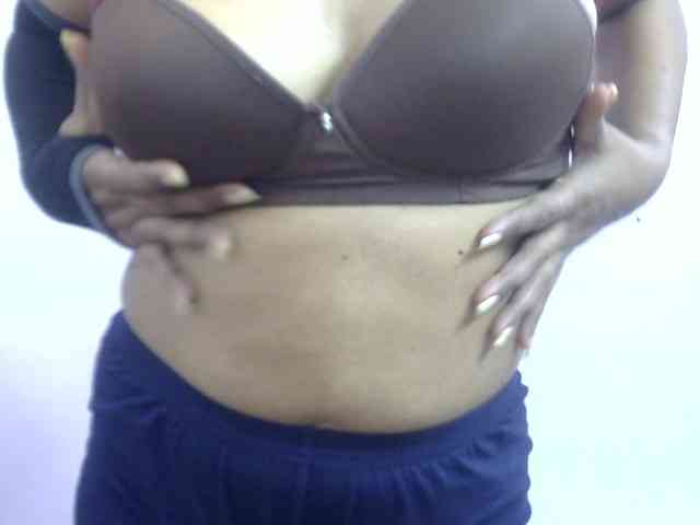 Anjali_dogra webcam