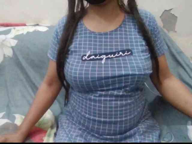 Anjali_dogra webcam