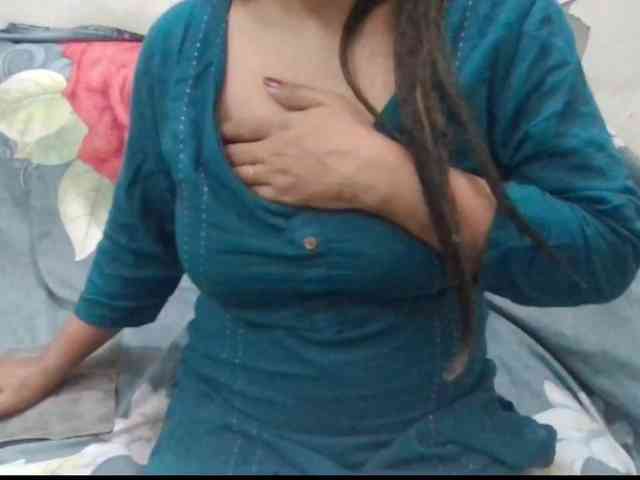 Anjali_dogra webcam
