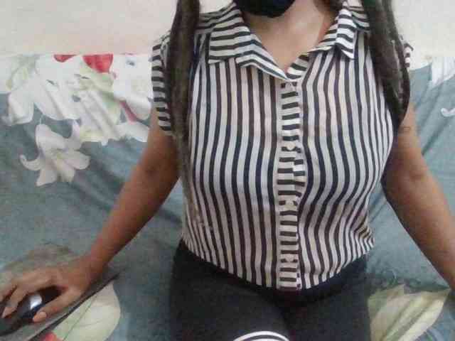 Anjali_dogra webcam