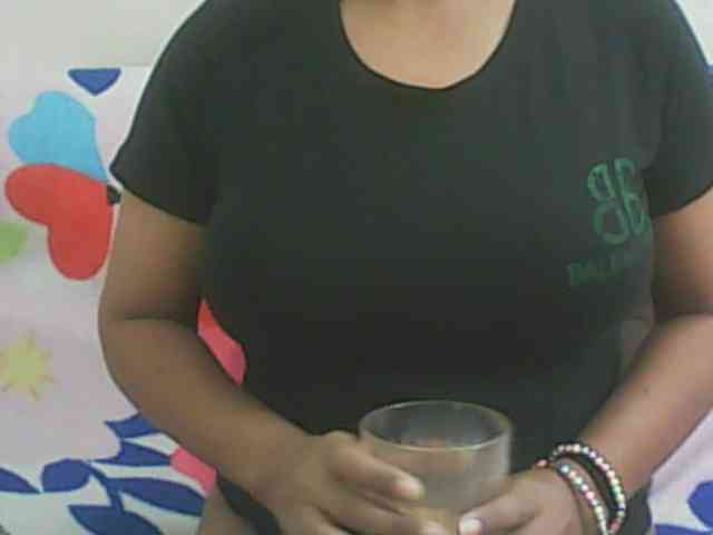 Anjali_dogra webcam