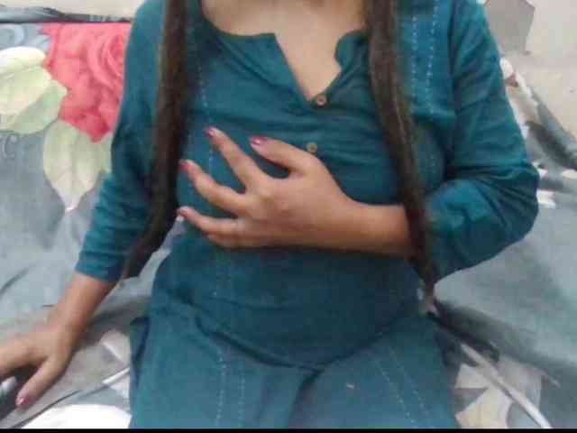 Anjali_dogra webcam